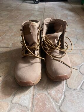Goruck Jedburg boots women size 7.5